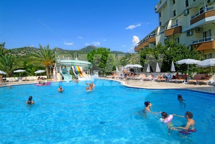 holiday in Mirabell