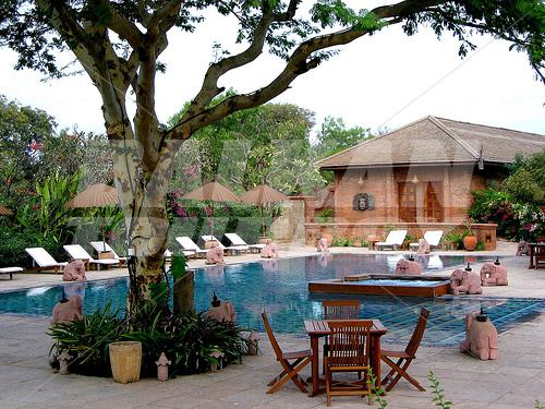 holiday in @ Tharabar Gate