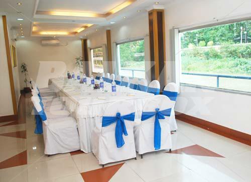 holiday in The Floatel Kolkata