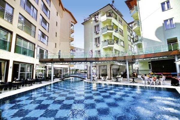 holiday in Tac Premier