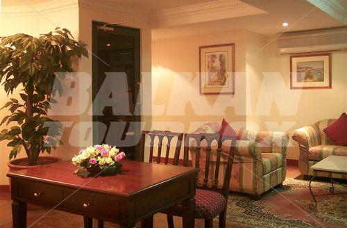 почивка в Mookai Suites