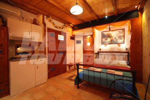 почивка в Polikandia Hotel Folegandros