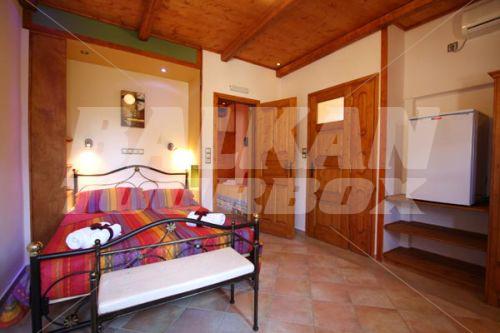 почивка в Polikandia Hotel Folegandros