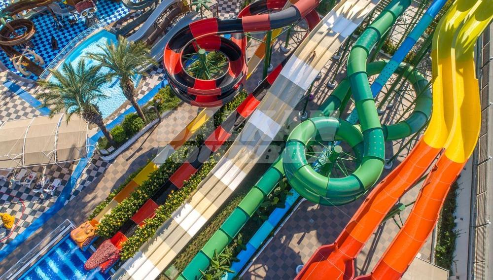 почивка в Crystal Admiral Resort