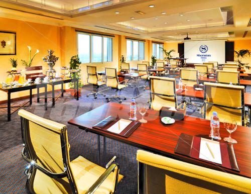 почивка в Sheraton Deira