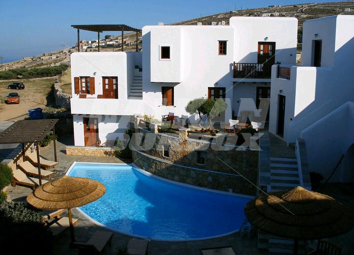 holiday in  Kallisti Hotel Folegandros