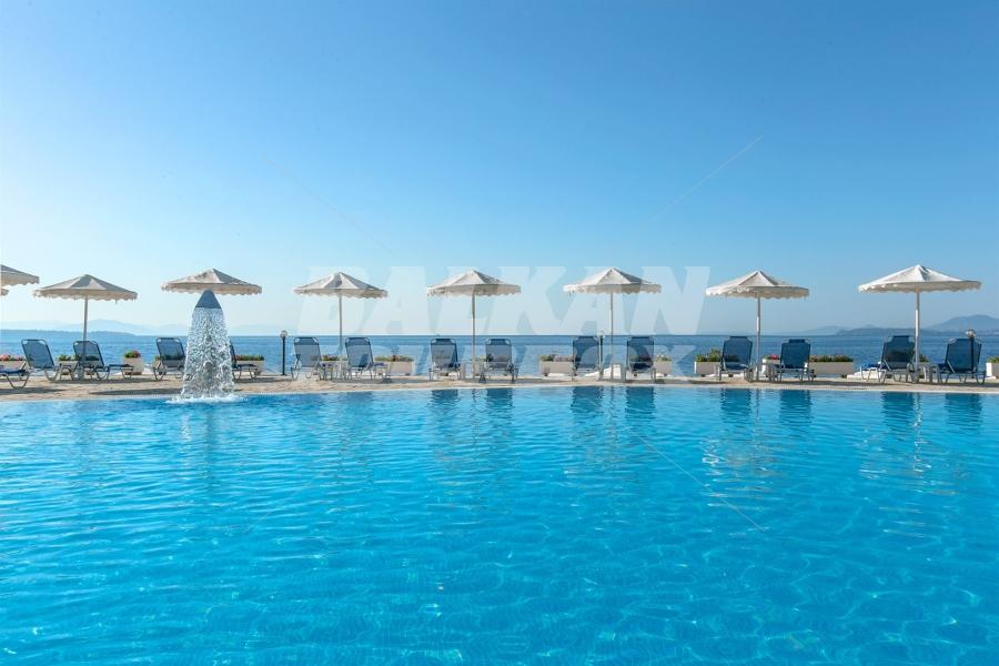 holiday in Nissaki Beach