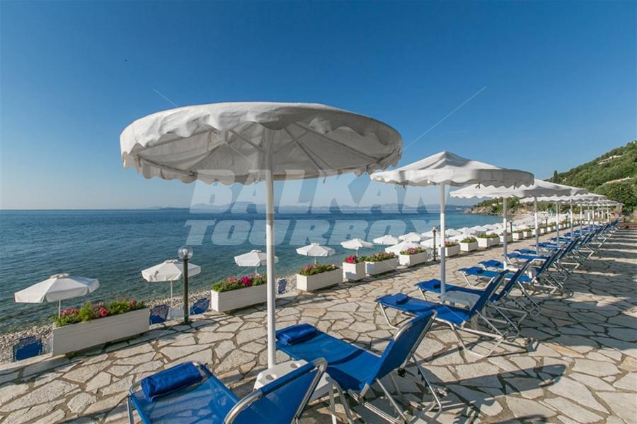 holiday in Nissaki Beach