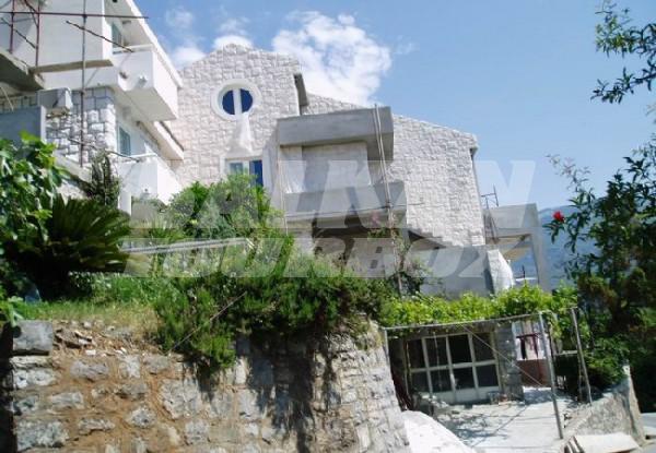 holiday in  Villa Teona