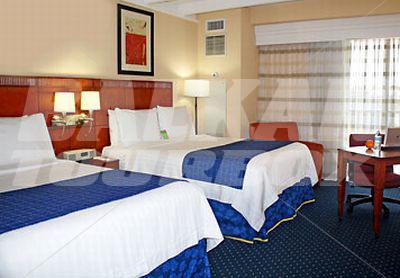 почивка в Courtyard by Marriott Fort Lauderdale East
