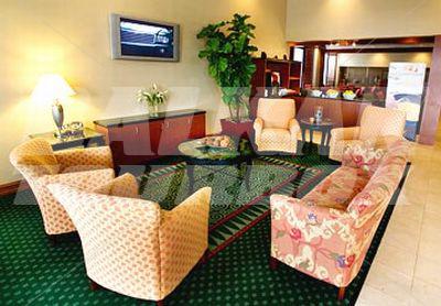 почивка в Courtyard by Marriott Fort Lauderdale East