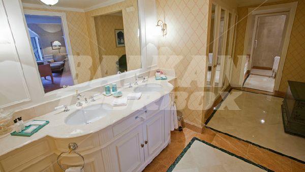 почивка в Disneyland Hotel