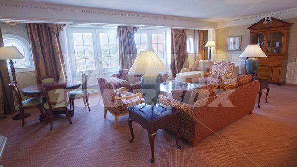 почивка в Disneyland Hotel