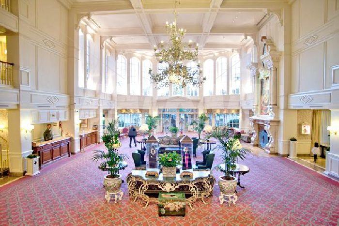 почивка в Disneyland Hotel