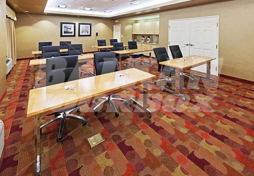 почивка в TownePlace Suites by Marriott Tulsa Broken Arrow