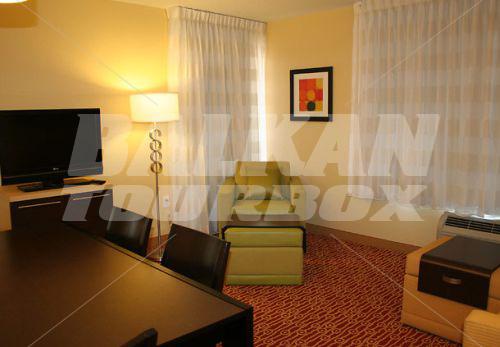 почивка в TownePlace Suites by Marriott Tulsa Broken Arrow