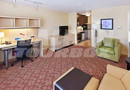почивка в TownePlace Suites by Marriott Tulsa Broken Arrow