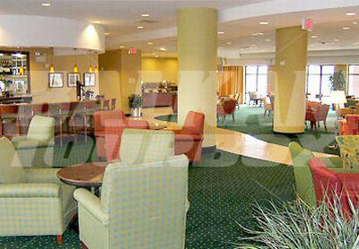 почивка в Courtyard Winchester Medical Center