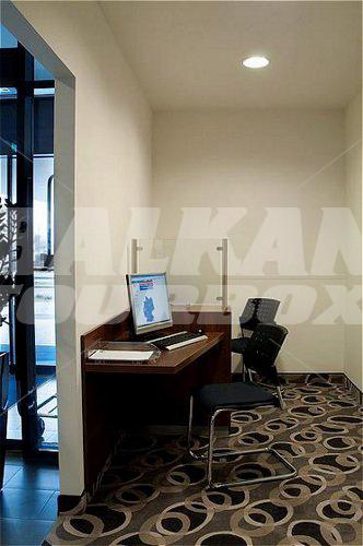 почивка в Holiday Inn Express Bremen Airport