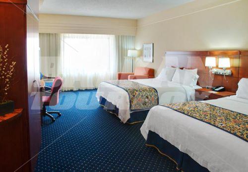 почивка в Courtyard by Marriott Houston by the Galleria