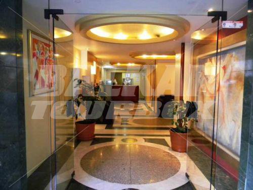 почивка в San Marino Suites