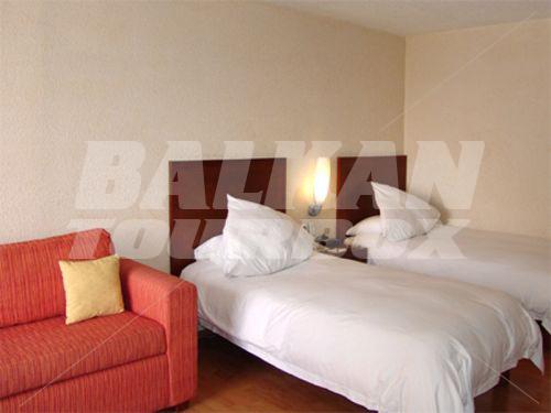 почивка в San Marino Suites