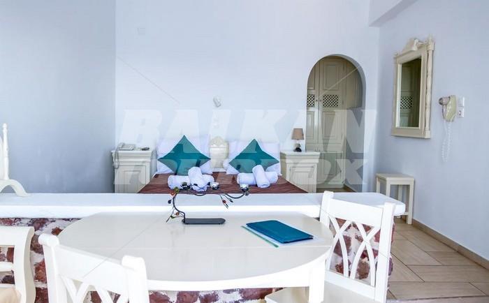 holiday in Ilioperato