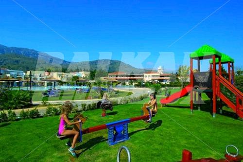 holiday in Pilot Beach Resort