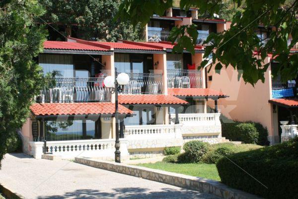 holiday in Elenite Holiday Village