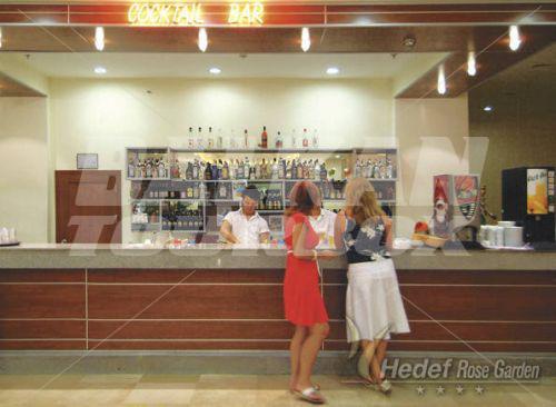 почивка в Hedef Rose Garden