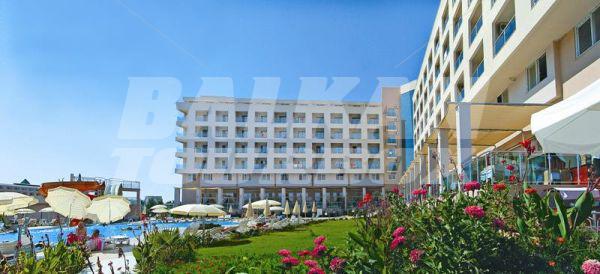 почивка в Hedef Rose Garden