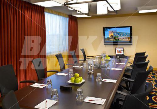 почивка в St. Louis Airport Marriott