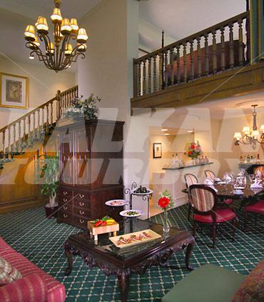 почивка в St. Louis Airport Marriott