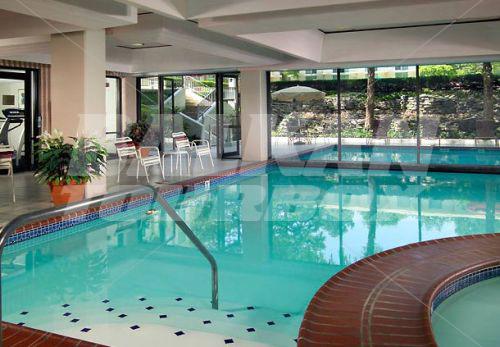 почивка в St. Louis Airport Marriott