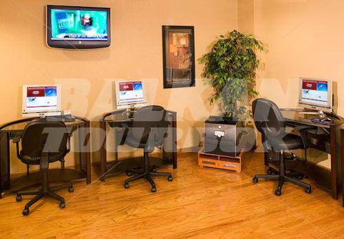 почивка в St. Louis Airport Marriott