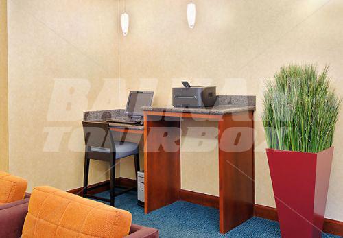 почивка в Residence Inn by Marriott Tampa North/I-75 Fletcher