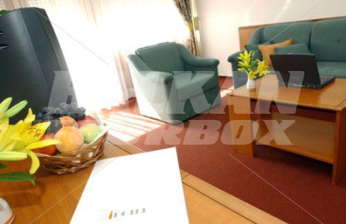 holiday in I Hotel