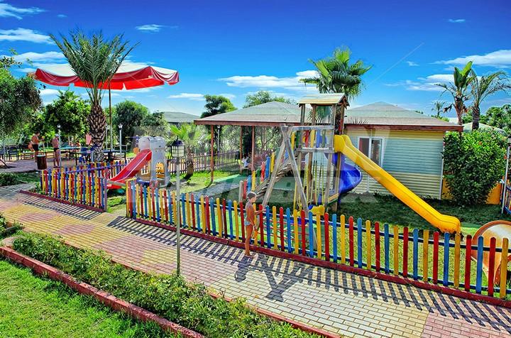 holiday in Caretta Beach