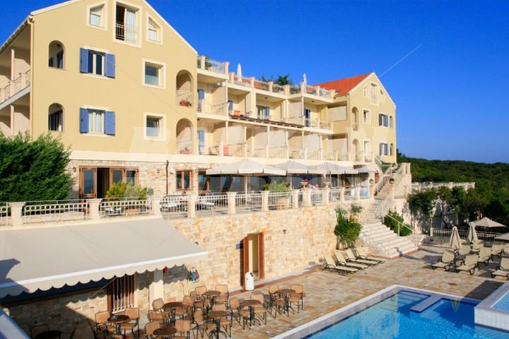 holiday in  Almyra