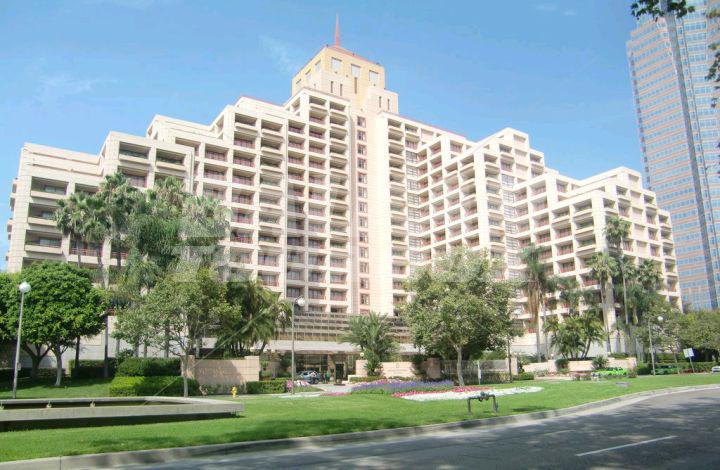 почивка в  Intercontinental Century City