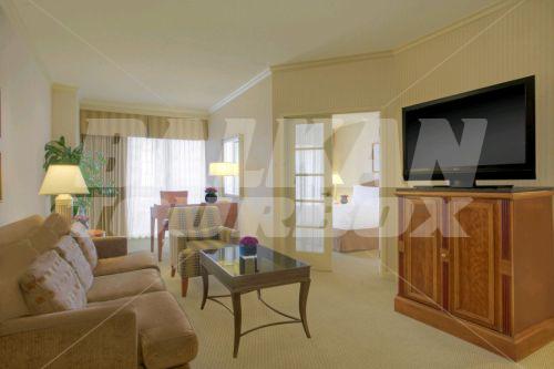 почивка в Intercontinental Century City