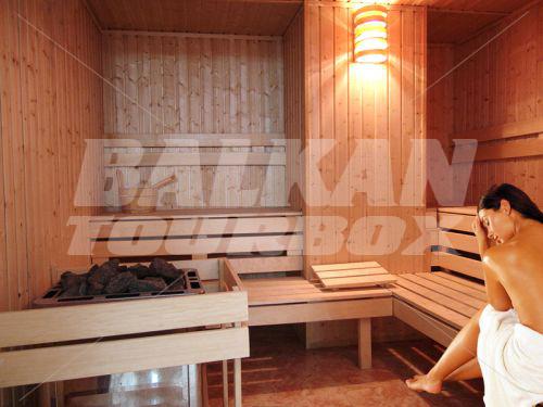 holiday in Mena Palas