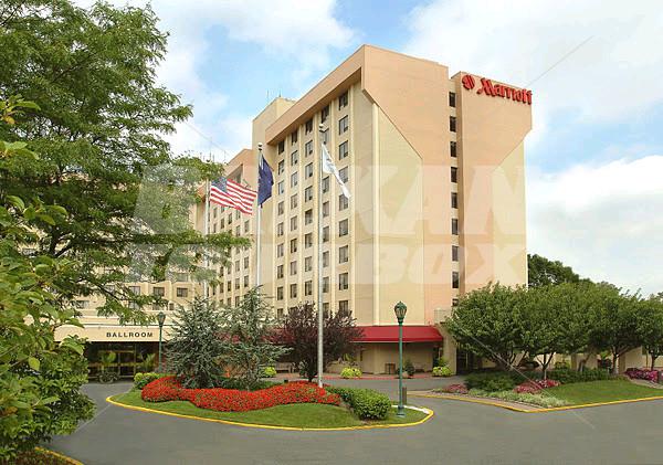 почивка в  New York LaGuardia Airport Marriott
