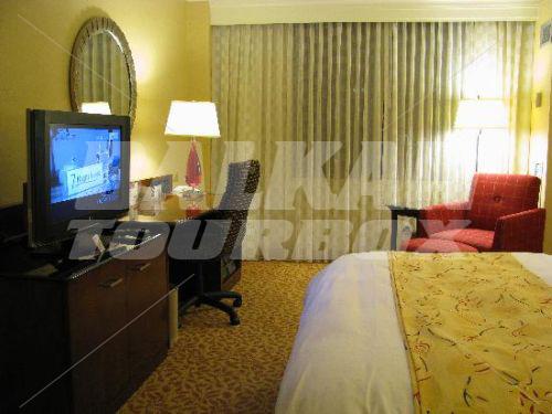 почивка в New York LaGuardia Airport Marriott
