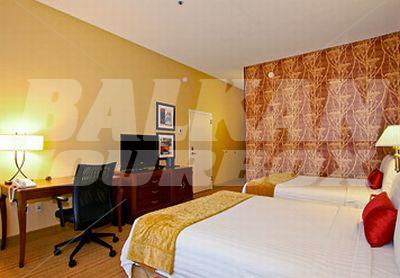 почивка в Courtyard by Marriott Palo Alto Los Altos