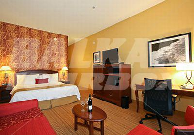 почивка в Courtyard by Marriott Palo Alto Los Altos