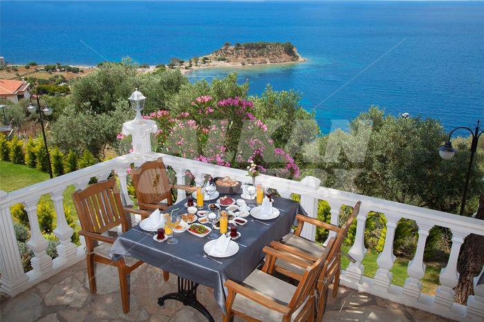 почивка в Venti Hotel Luxury