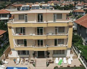 Hotel Larisa 1 & 2, Bulgaria