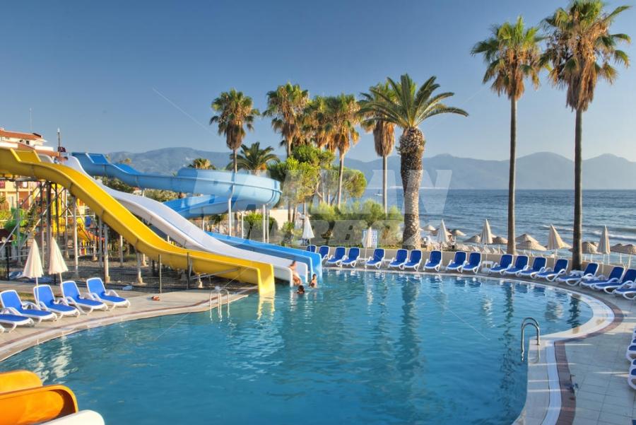 почивка в Ephesia Holiday Beach Club