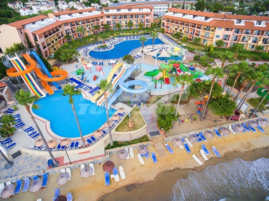 почивка в Ephesia Holiday Beach Club